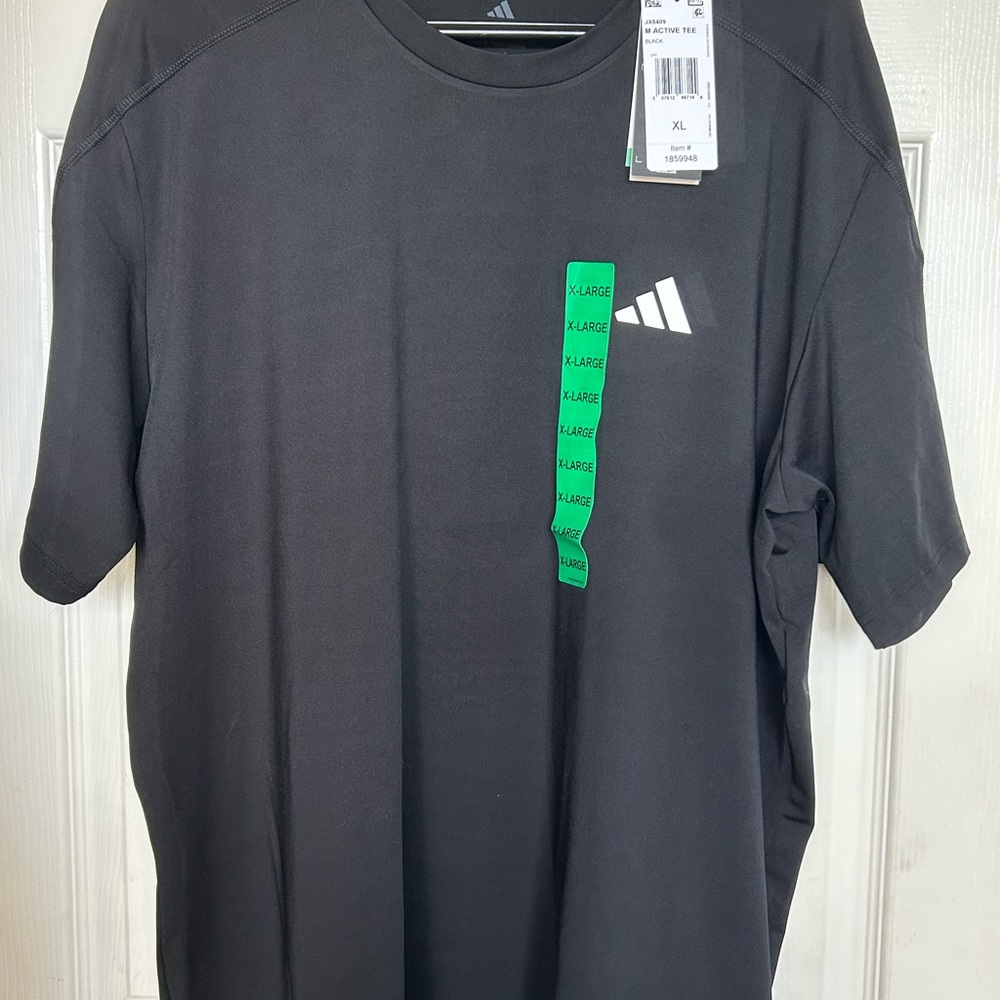 Adidas Men's black Short Sleeve Tee